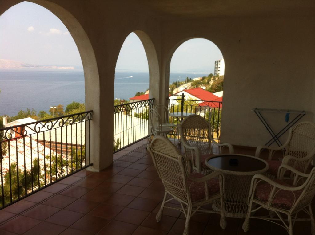 Vlatkovic Lägenhet Senj  Rum bild